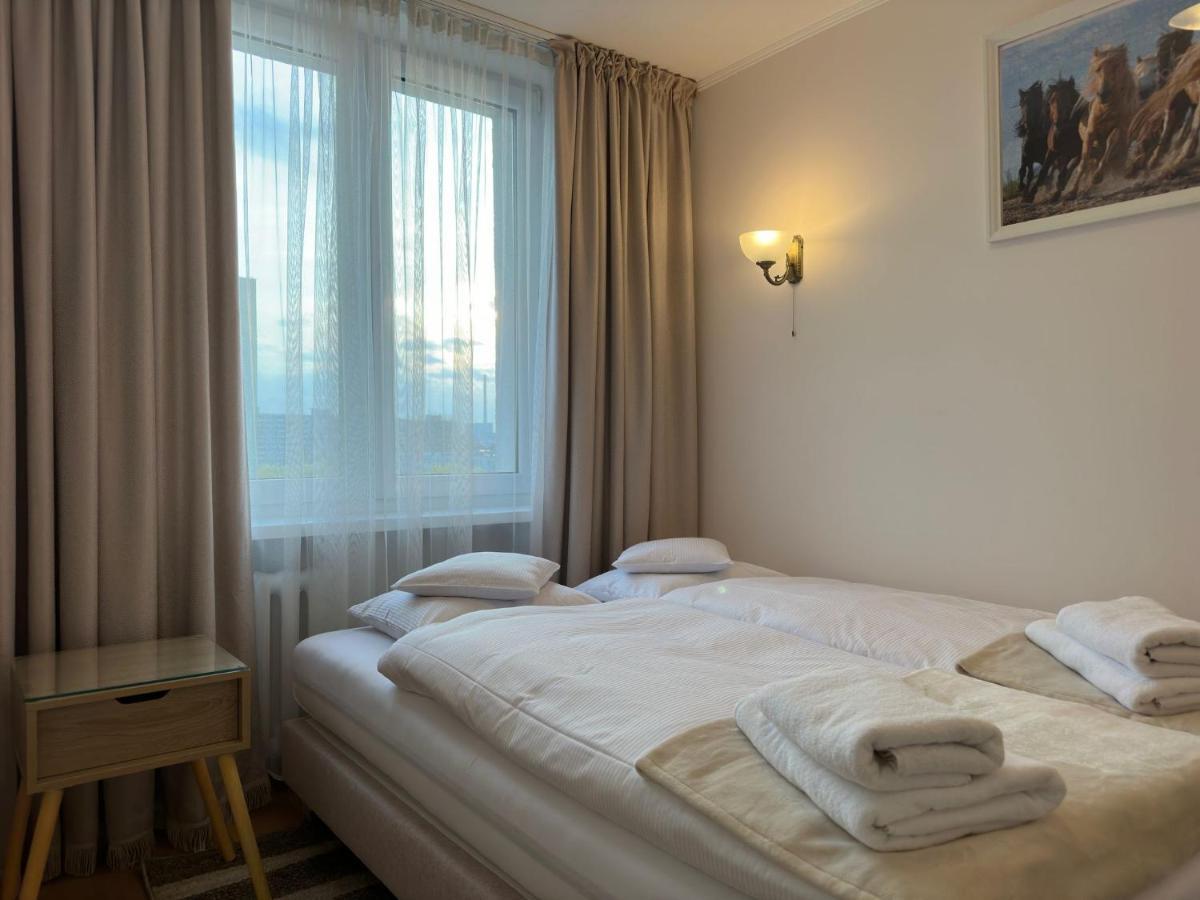 Apartament Bazylianska - 100M Do Metra "Brodno", 20 Minut Do Centrum Warszawy Warsaw Exterior photo